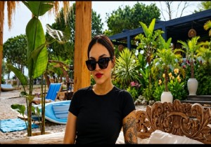 İrem Kesim Yeni Köşe Yazısı : Sadeleştikçe Ruhumuzu Mu Kaybettik?